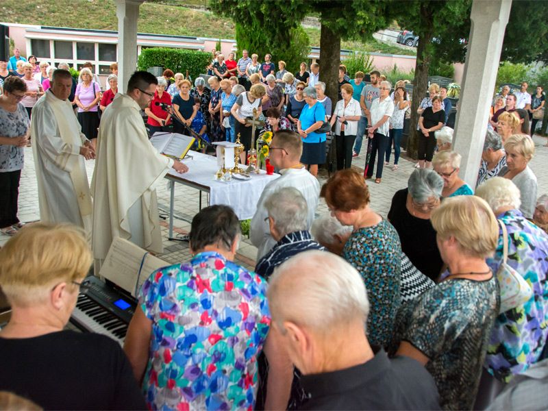 Uz euharistijsko slavlje i feštu obilježena Rokova u Jelenju