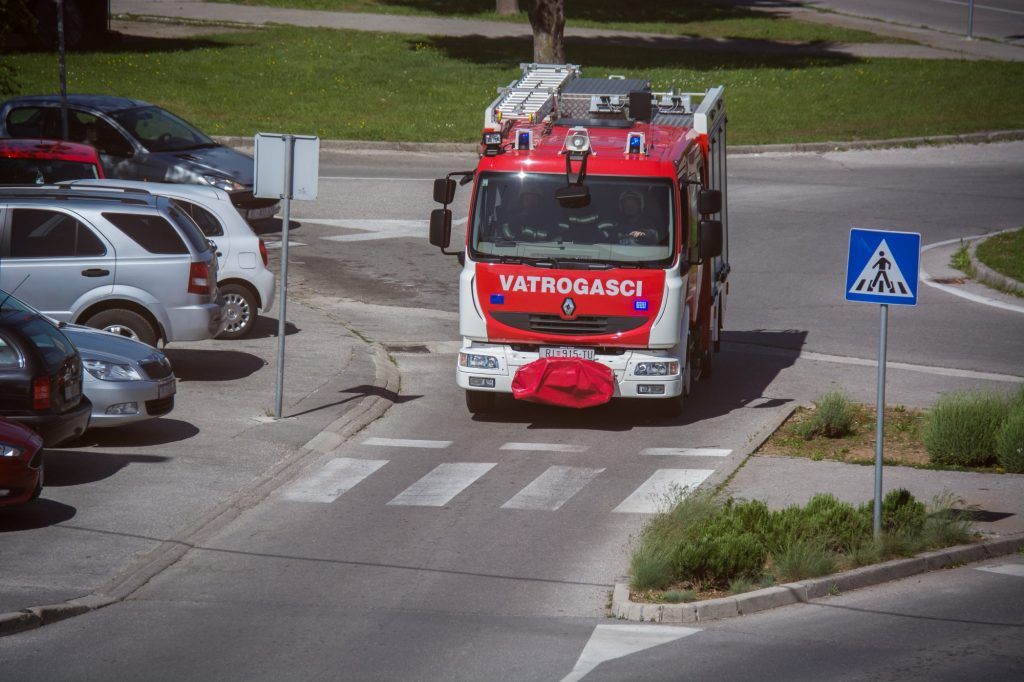 vatrogasci jelenje pozar