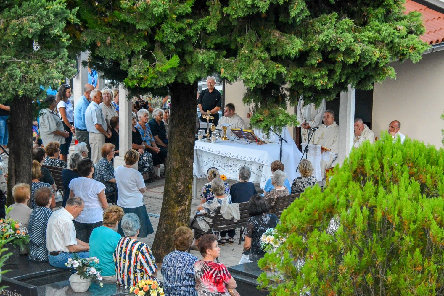  16.08.2018. - Rokova 2018: Sveta misa na mjesnom groblju Jelenje