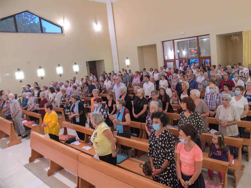 Svečanim koncelebriranim svetim misama, u Podhumu, proslavljena Kolbova
