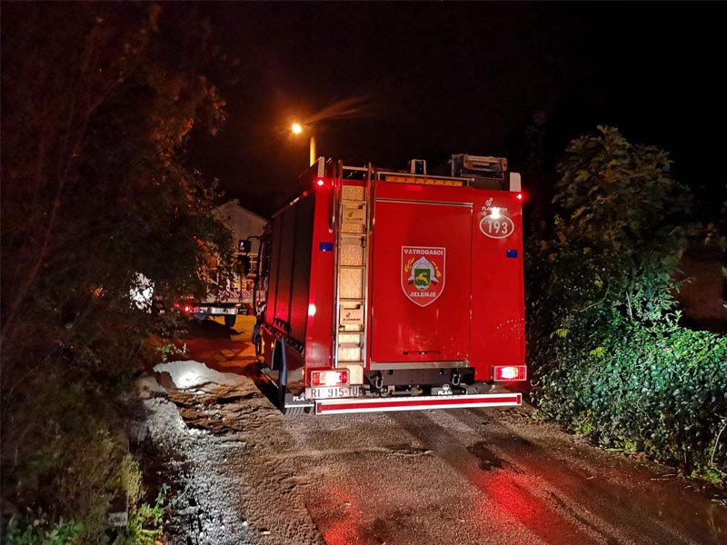 Vatrogasci Jelenje apeliraju: Kreće sezona grijanja očistite dimnjake